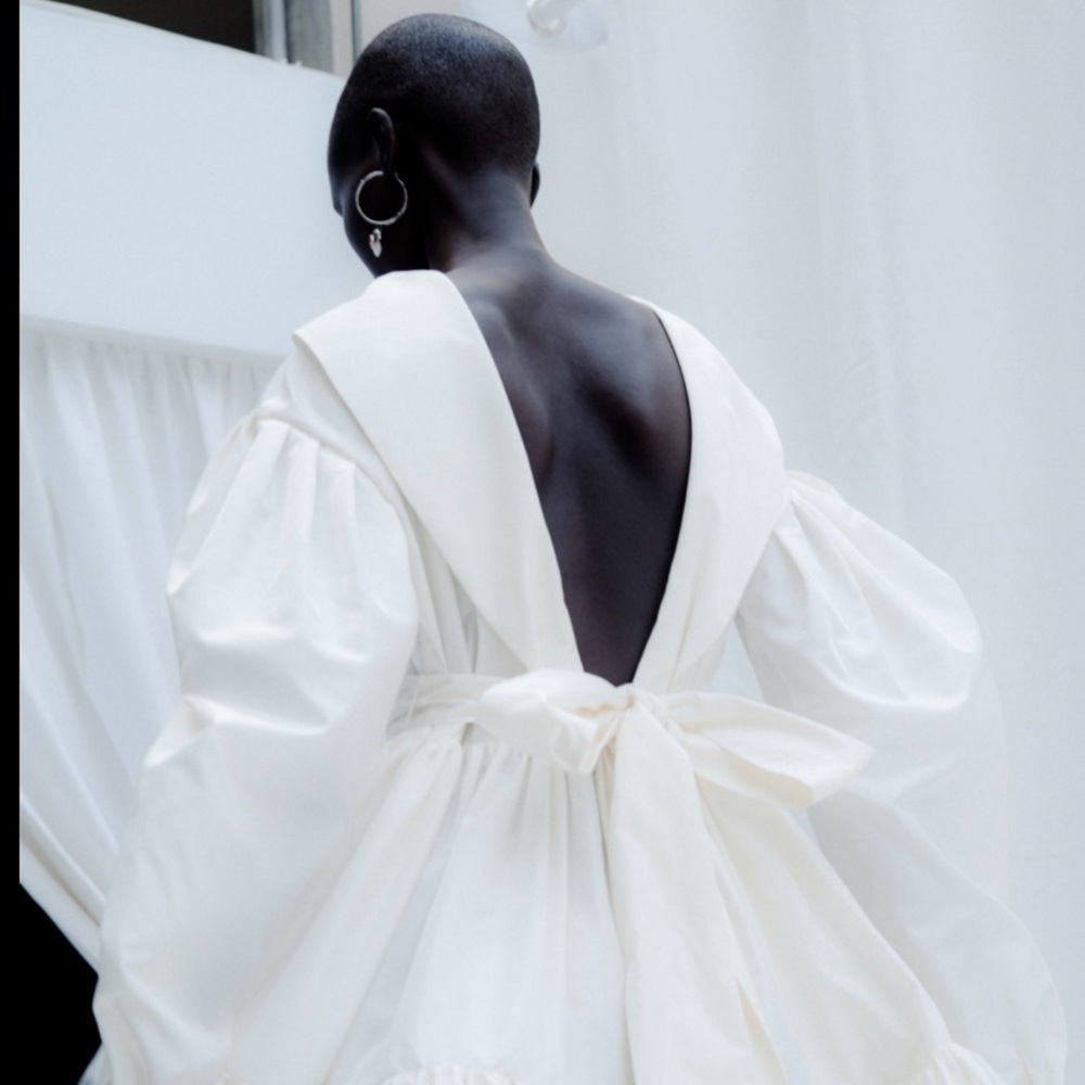 Alexander McQueen gown - white silk, incredible sarah Burton gown